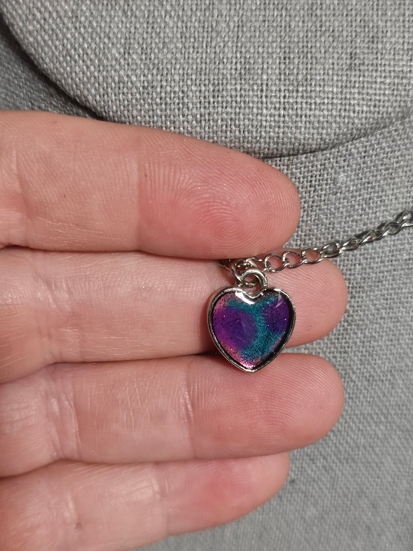 Close Bezel Resin Necklaces